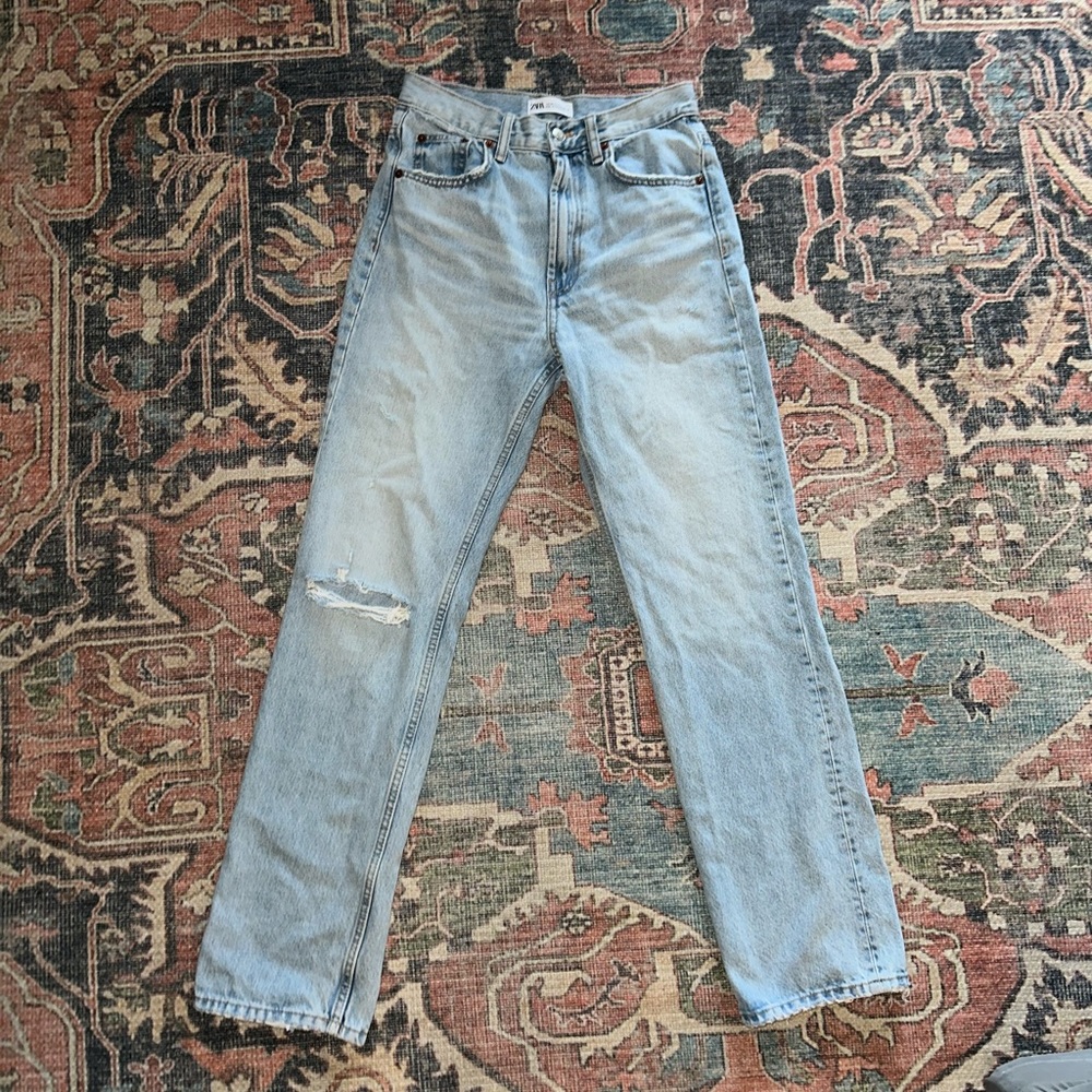 Zara straight leg jeans never worn